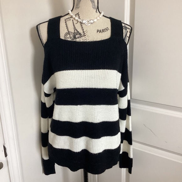 Hooked Up Women’s Black & White Stripes Cold Shoulder Knit Sweater Long Sleeves - Picture 1 of 5